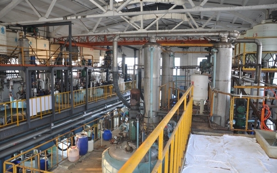 Amonyum Klorür Polydadmac Topaklayıcı Ajan Düşük Viskoziteli Açık Renk Poli Dimetil Dialil